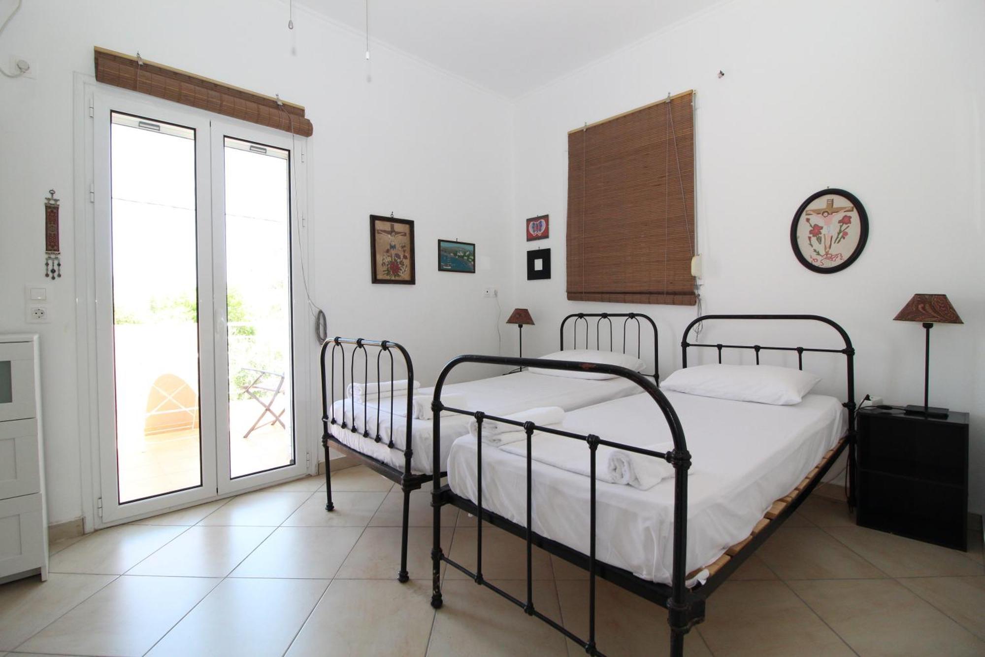 Laconian Collection Mavrovouni Beach House Гітіо Екстер'єр фото